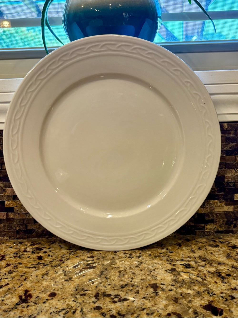 Gala by Block Chop/Serving Plate or Platter Braided Design 12 in